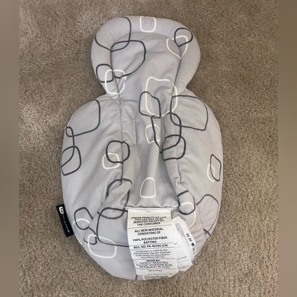 4moms newborn insert - Picture 3 of 3